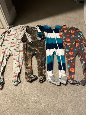 Size 12M Gerber Honest Bass Pro Burt’s bees onesie pajama footed long sleeve